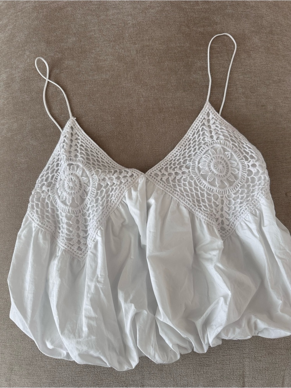 Zara White Crochet Lace Spaghetti-Strap Camisole Top